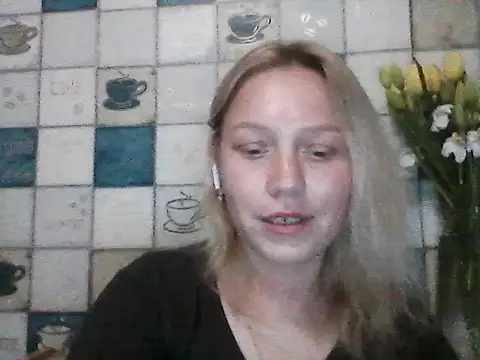 Anna_wey Adlı Modelin Canlı XXX Sohbeti
