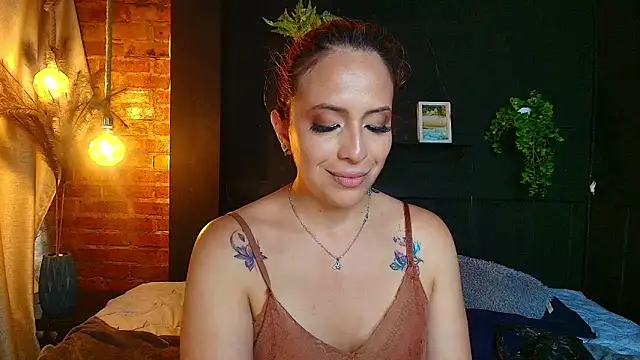 sahra_taylor_のウェブカメラショー