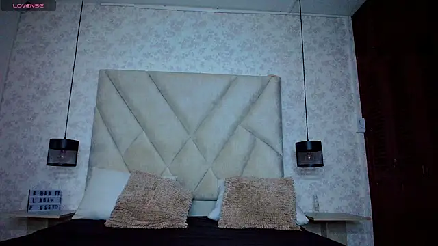 AmbarRaj Pertunjukan Webcam