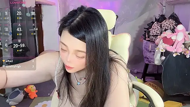 Jiuer-88's Live XXX Chat