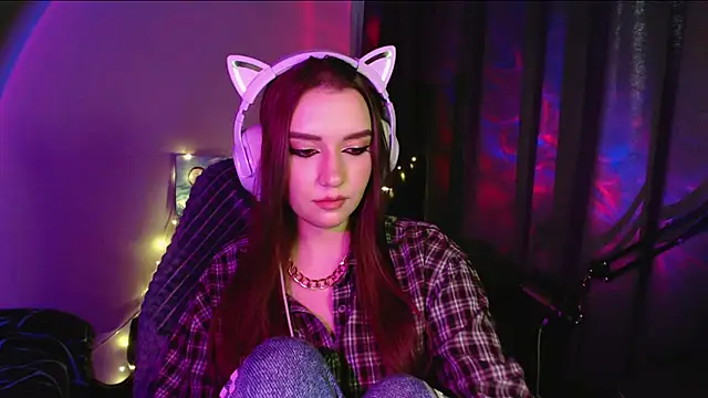 Chat +18 de Celia_Sensual_ ao vivo