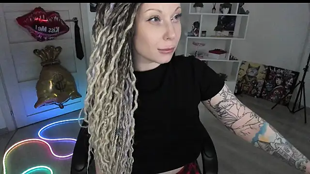 HoneySallyMoore Chat XXX in diretta