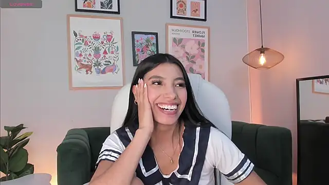 Tiffany_Low's Live XXX Chat