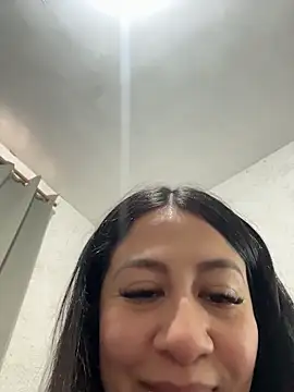 La_quecuu Adlı Modelin Canlı XXX Sohbeti
