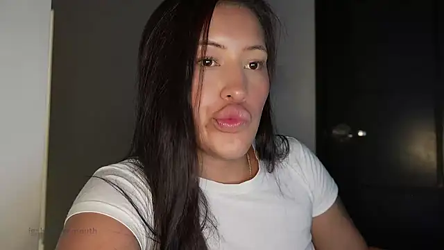 Chat +18 de nerak_1a_ ao vivo