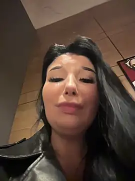 Tisha_Busty's Live XXX Chat