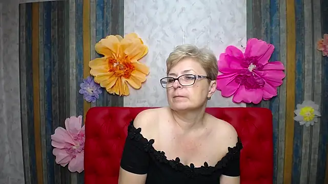 EmiliaGree Chat XXX in diretta