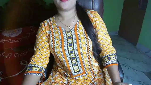 BengaliQueenStar's Live XXX Chat
