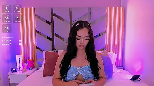 Samantha-Pardo Adlı Modelin Canlı XXX Sohbeti