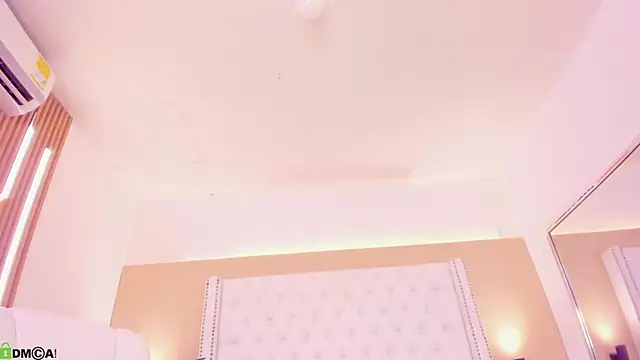 celeste_wayne's Live XXX Chat