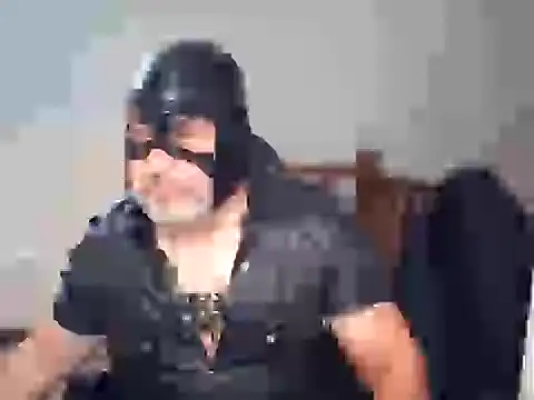 Andrex_Leather Show in webcam