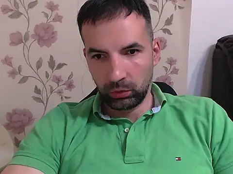 Leo_1617 Show in webcam
