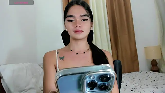 kendall_petite18 Live XXX-Chat