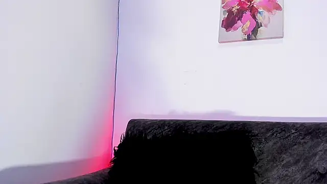 Chat +18 de SagiraBelle ao vivo