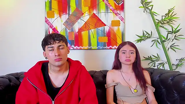 Chat +18 de Kenji_n_Rousse ao vivo