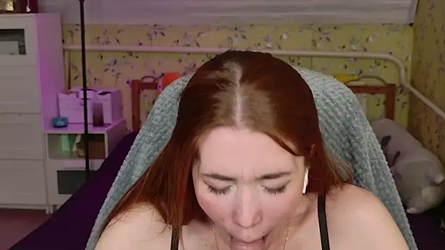 Chat +18 de Lunavira ao vivo
