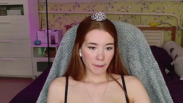 Lunavira Adlı Modelin Canlı XXX Sohbeti