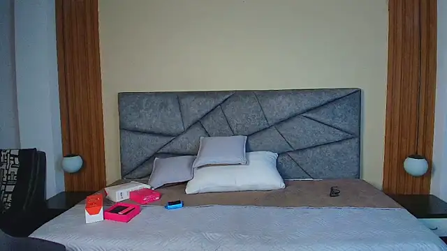 Вебкам-шоу Laracooper_