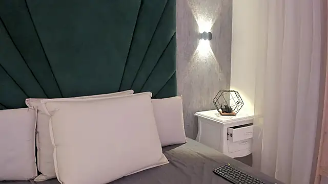 IvyOconner's Live XXX Chat