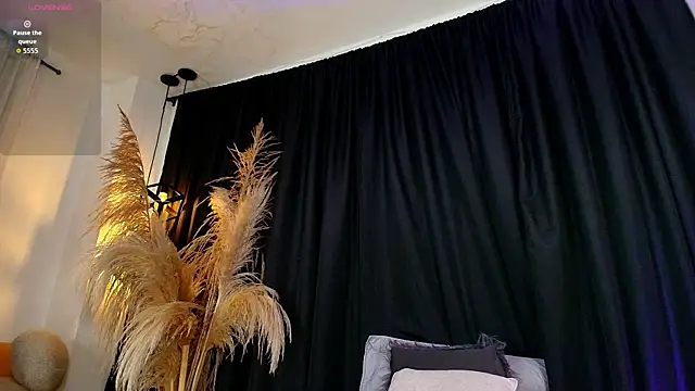 Živý XXX chat Luciana66_