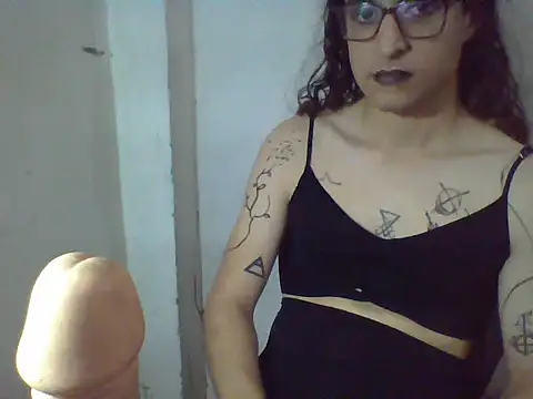 LaCuerva webcam show