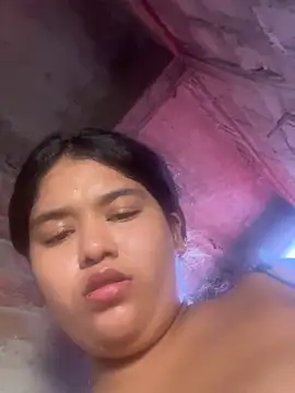 emi_li82's Webcam Show