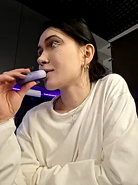 Heather_Ivy Show in webcam