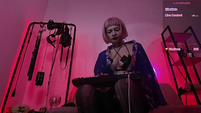CyberXGoddess Chat XXX in diretta