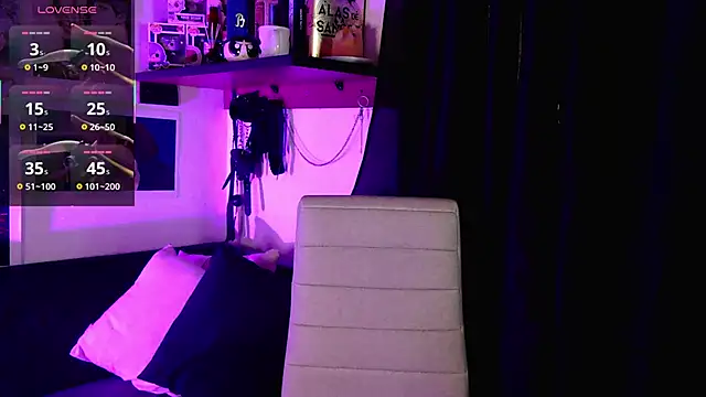BLACKTSUKI7_のライブXXXチャット