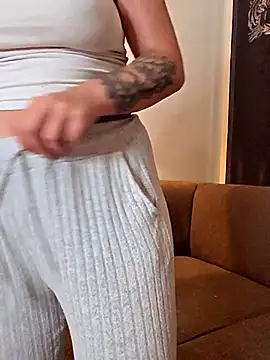 Luna_Lynn's Live XXX Chat