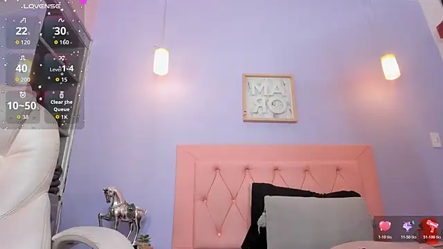 PriscilaCooper's Live XXX Chat