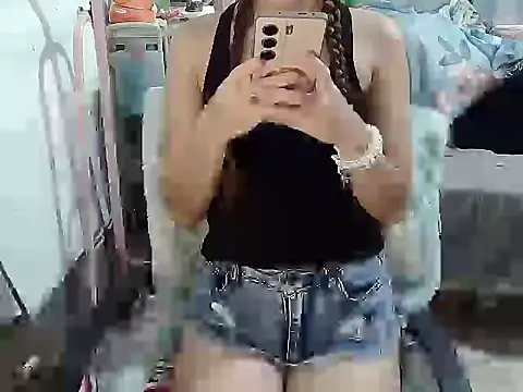 Hot_TintinXx 即時 XXX 聊天