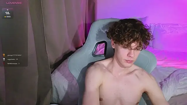 cute_thomas' Webcam Show