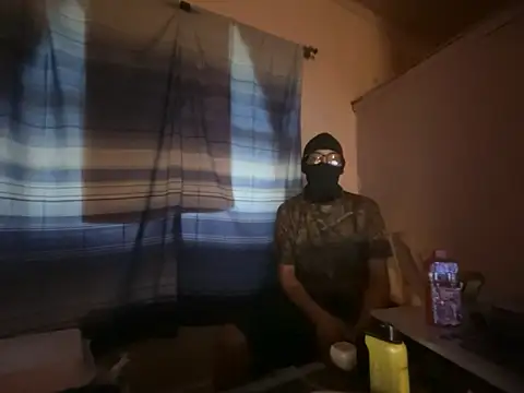 ThrowedWorldWide's Webcam Show