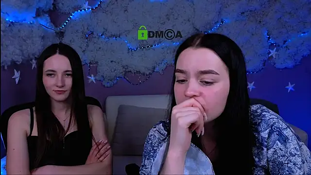 Czat XXX na żywo – monica_xcx