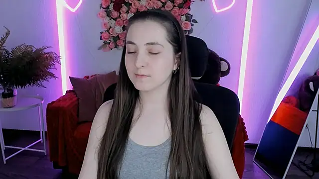 VirtuallVoyant Chat XXX live