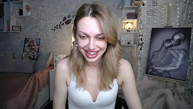 NickyAdamidi Live XXX-chat