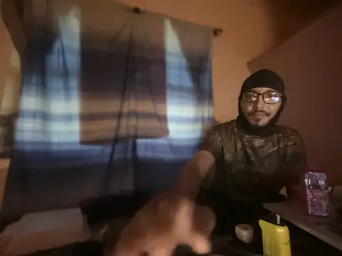 ThrowedWorldWide Chat XXX in diretta