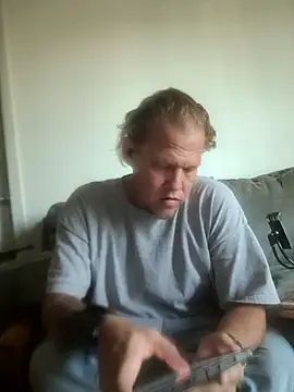 yourMasterisBored's Webcam Show