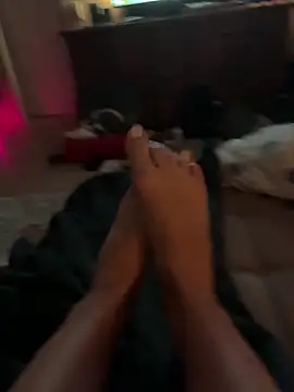 CuteLolaa webcam show