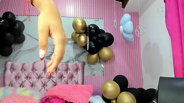 Mindy_19 Live XXX Chat