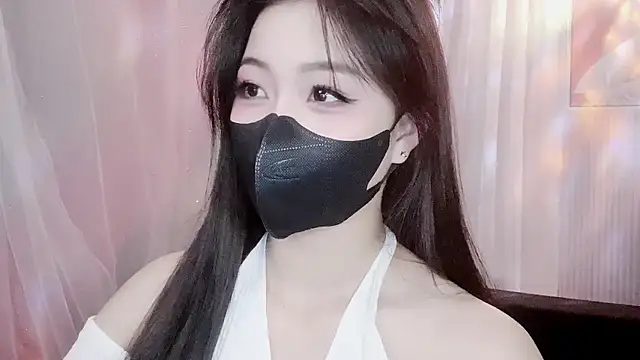 Emily_mmialody 即時 XXX 聊天