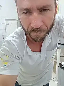 RobertoLuiz84 Adlı Modelin Canlı XXX Sohbeti