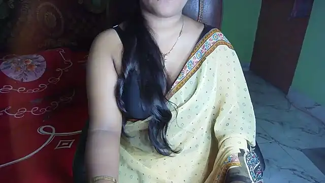 BengaliQueenStar's Live XXX Chat
