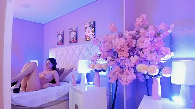 amber_hill_'s Live XXX Chat