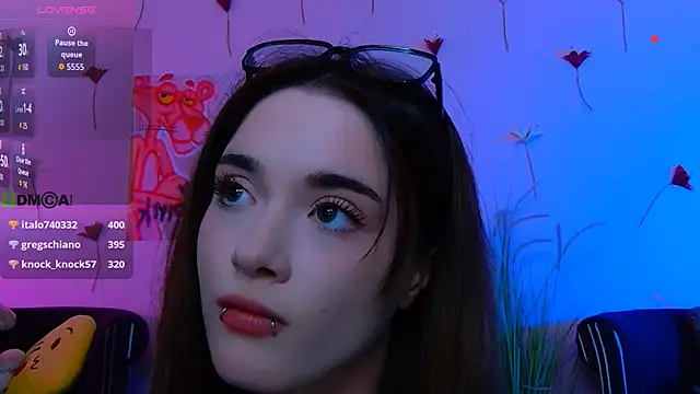 liana_kisses: απευθείας συνομιλία ΧΧΧ