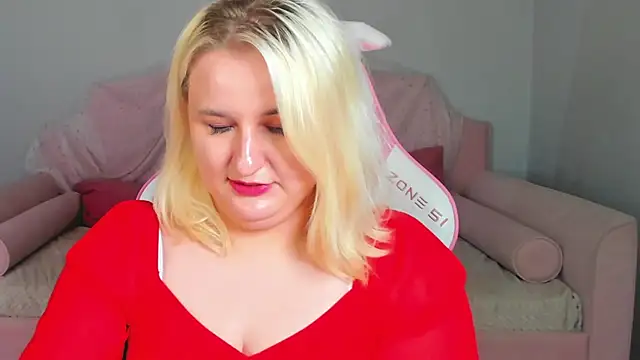 LioraArdyn live XXX chat