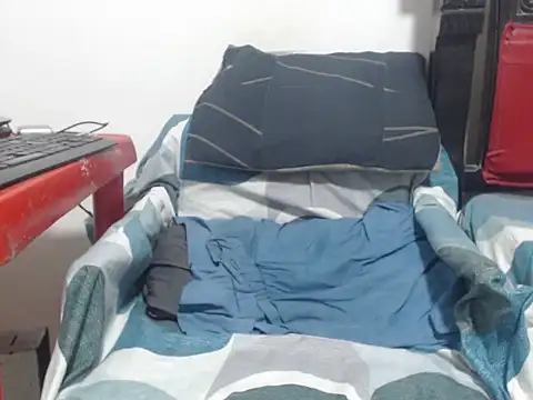 bull_blackponse's Webcam Show