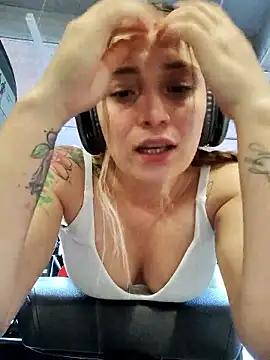 cindy_love2 Adlı Modelin Canlı XXX Sohbeti