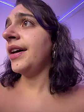 Chat XXX en directo de Aliciia777
